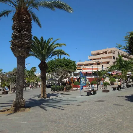 Ground Floor Cristimar With Pool, Wifi, Roofed Balcony, Close To