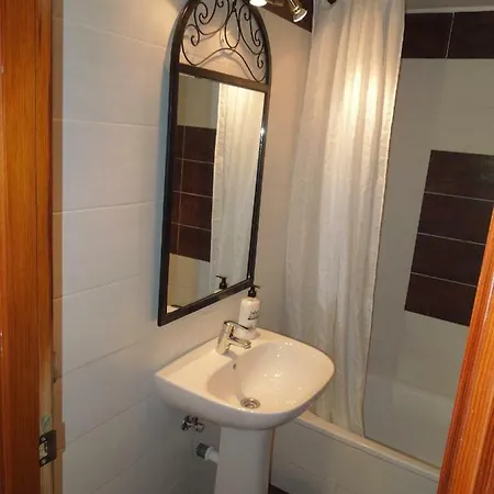 Ground Floor Cristimar With Pool, Wifi, Roofed Balcony, Close To 阿罗纳